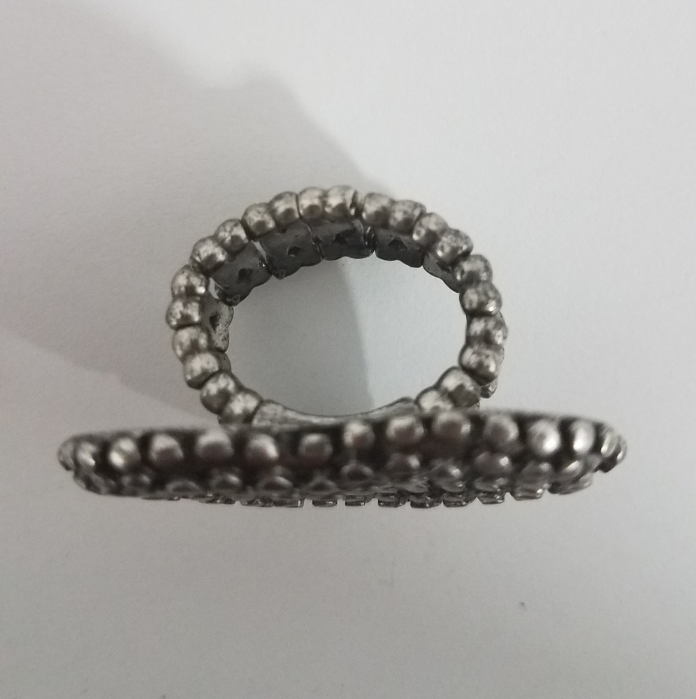 Silver stretchy heart ring - Picture 3 of 4
